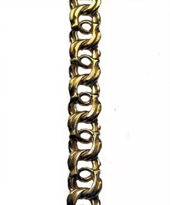 Jenis Tenun Gold Chains (122 foto): Nama jenis tenun model wanita, tenun modis untuk bertiup dan rantai tebal 3488_37