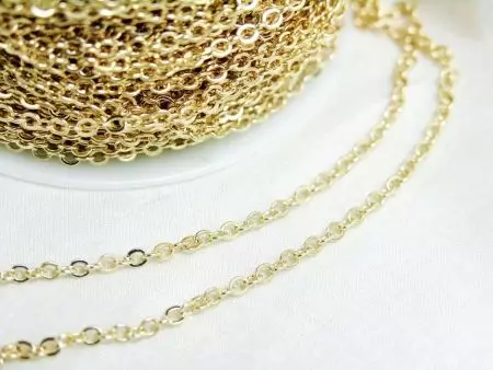 Jenis Tenun Gold Chains (122 foto): Nama jenis tenun model wanita, tenun modis untuk bertiup dan rantai tebal 3488_43