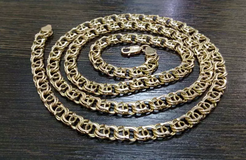 Jenis Tenun Gold Chains (122 foto): Nama jenis tenun model wanita, tenun modis untuk bertiup dan rantai tebal 3488_70