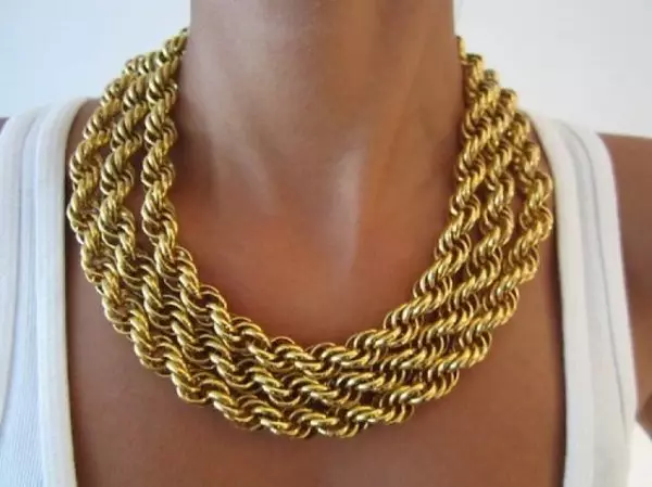 Jenis Tenun Gold Chains (122 foto): Nama jenis tenun model wanita, tenun modis untuk bertiup dan rantai tebal 3488_9