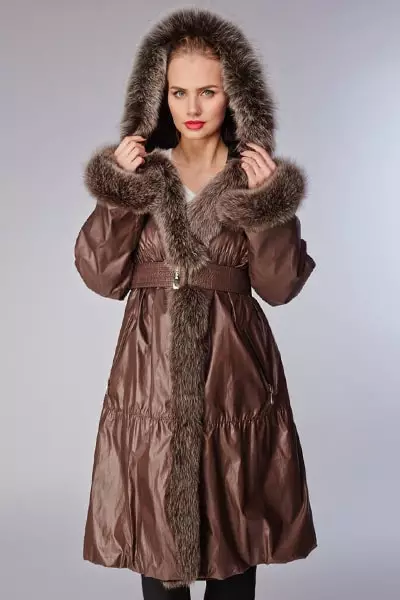 Mantel mit einem Anhang (47 Fotos): Stilvolle weibliche Modelle 349_18