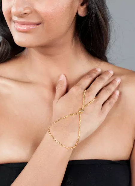 Жіноча золотий ланцюжок на руку (52 фото): модель із золота 585 проби 3508_44