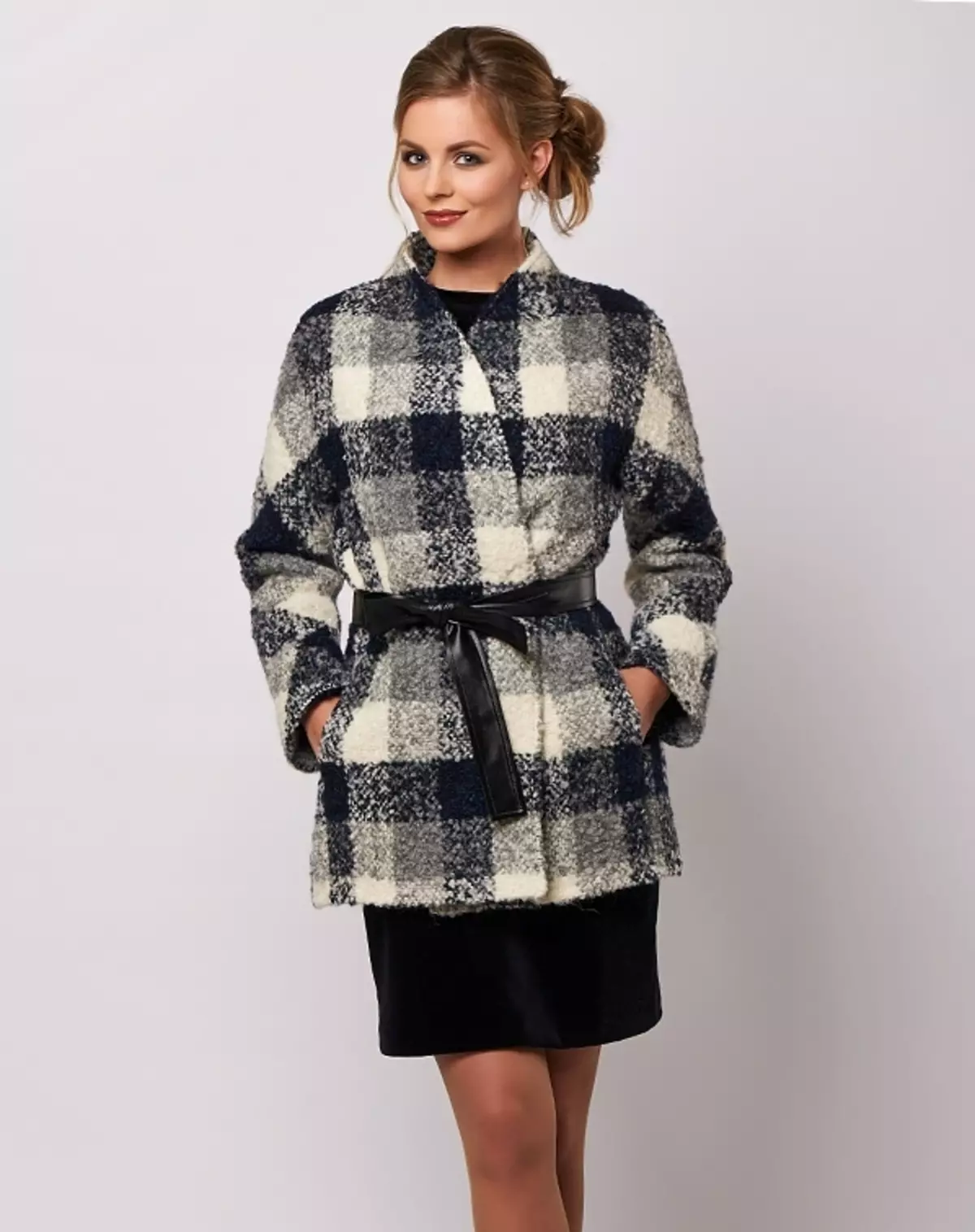 Personne Coat (30 larawan): Female luxury models from person 351_8