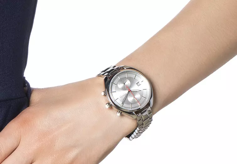 Di Wristwatches de kronolojiyek çi ye (22 wêne): tiştê ku hewce ye û çawa bikar bîne 3524_4