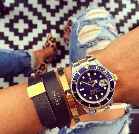 Moterų riešo laikrodis (120 nuotraukų): brangiausias pasaulyje ir neįprastas, madingas su logotipu, romanoff ir kitais populiariais ženklais 3534_14
