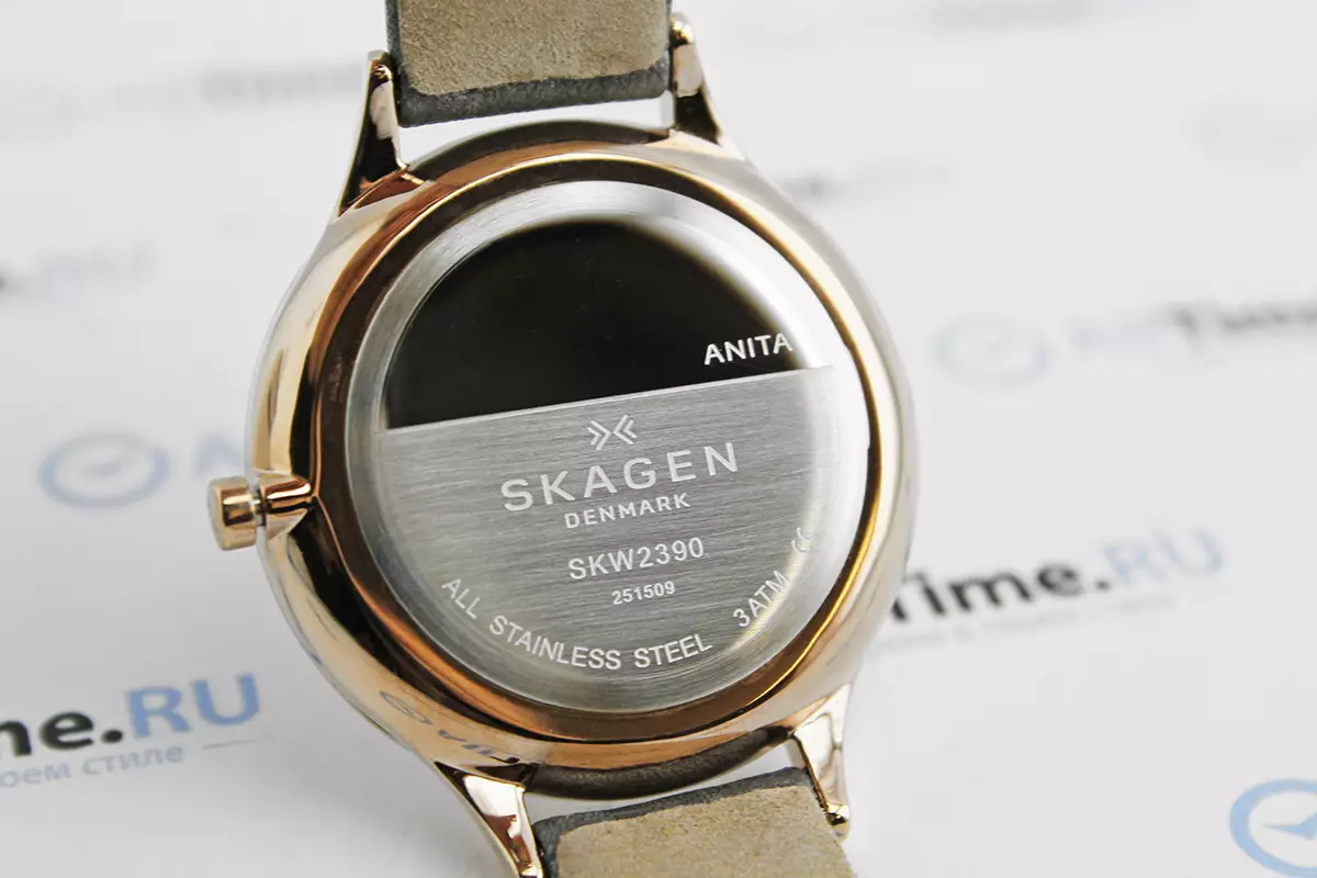 Skagen واچون (71 فوٽن): عورتن جي کلائي دانش ڏسو، Strap نگارن، Skagenis نظريه 3537_20