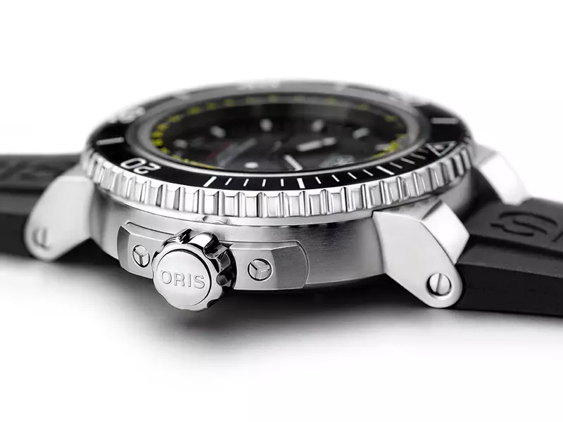 სპორტული Watch (104 ფოტო): შეიძინეთ მოდელები ერთად Pulsometer, pedometer და ტონომეტრი, ქალი მაჯის მოწყობილობები 3541_94