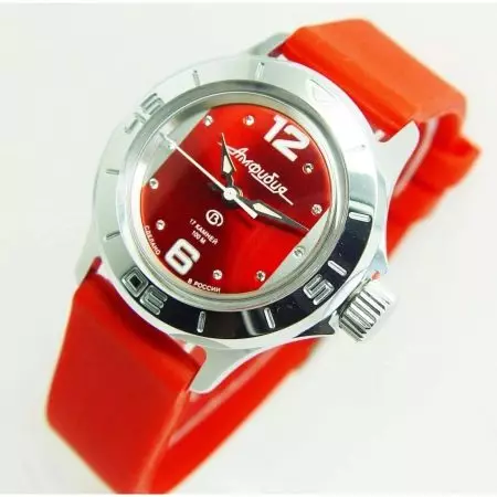 Đồng hồ đeo tay nữ sản xuất của Nga (104 ảnh): Các mô hình với huy hiệu của Nga từ hải âu và các thương hiệu trong nước 3546_58