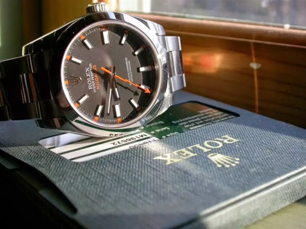 Rolex Watch (105 myndir): Kvenkyns gerðir, verð fyrir upprunalega, hágæða vélrænni vörur 3547_41