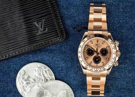 I-Rolex Watch (izithombe eziyi-105): Amamodeli abesifazane, intengo yemikhiqizo yasekuqaleni, esezingeni eliphakeme yemishini 3547_52