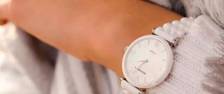 L'horloge de la femme avec un bracelet en céramique (73 photos): modèles en céramique blanche et bracelets noirs, comment les Raccourcir et propre, avis 3552_43