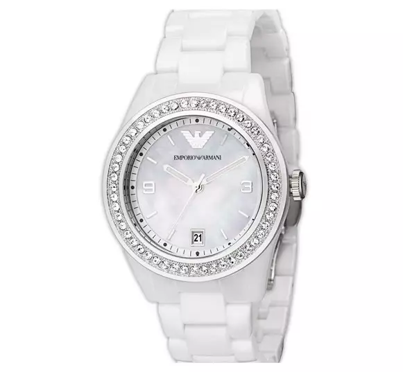 L'horloge de la femme avec un bracelet en céramique (73 photos): modèles en céramique blanche et bracelets noirs, comment les Raccourcir et propre, avis 3552_47