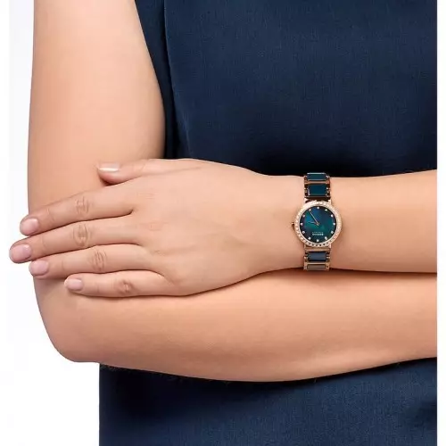 L'horloge de la femme avec un bracelet en céramique (73 photos): modèles en céramique blanche et bracelets noirs, comment les Raccourcir et propre, avis 3552_61