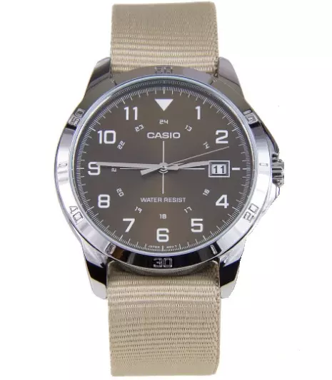 Vehivavy Wristwatches Casio (Sary 107): G-Shock, E-Empifice ary protrek, andilany, maranitra ary elektronika, ahoana ny fomba fanintsanana ny fehin-tanana 3554_79