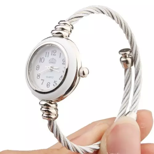 correas de reloj (71 fotos): los modelos de cuero y nylon de las mujeres, lo que es mejor elegir, silicona y otras especies 3555_53