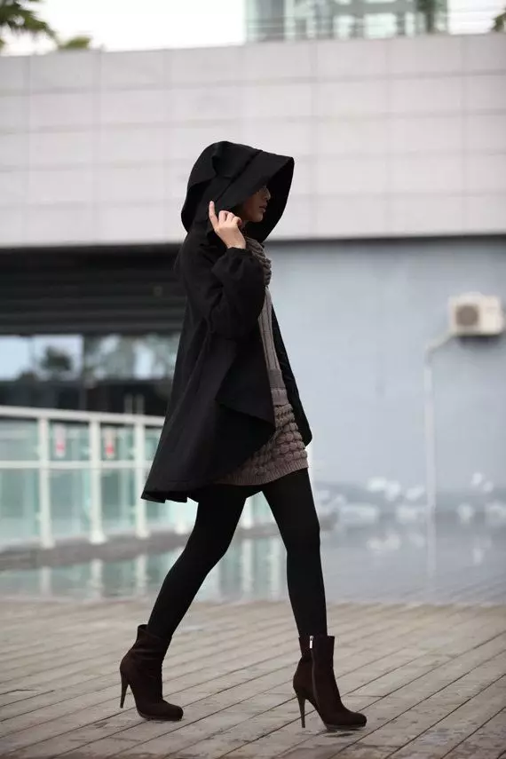 Vrouwelijke manto (57 foto's): mantel met stijlvolle hooded 356_21