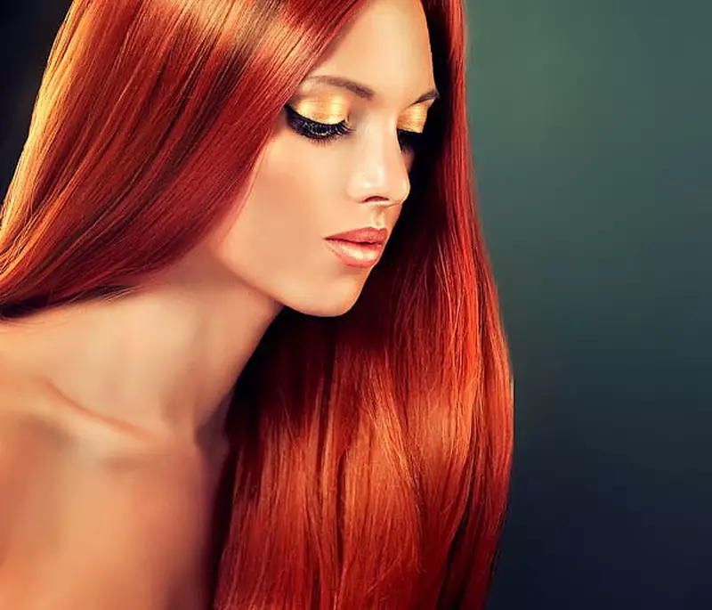 Quelles couleurs conviennent aux cheveux roux? 66 photos Quelles tevoises vont aux filles aux cheveux rouges avec karium et greens? Combinaisons de couleurs appropriées dans les vêtements 3591_47