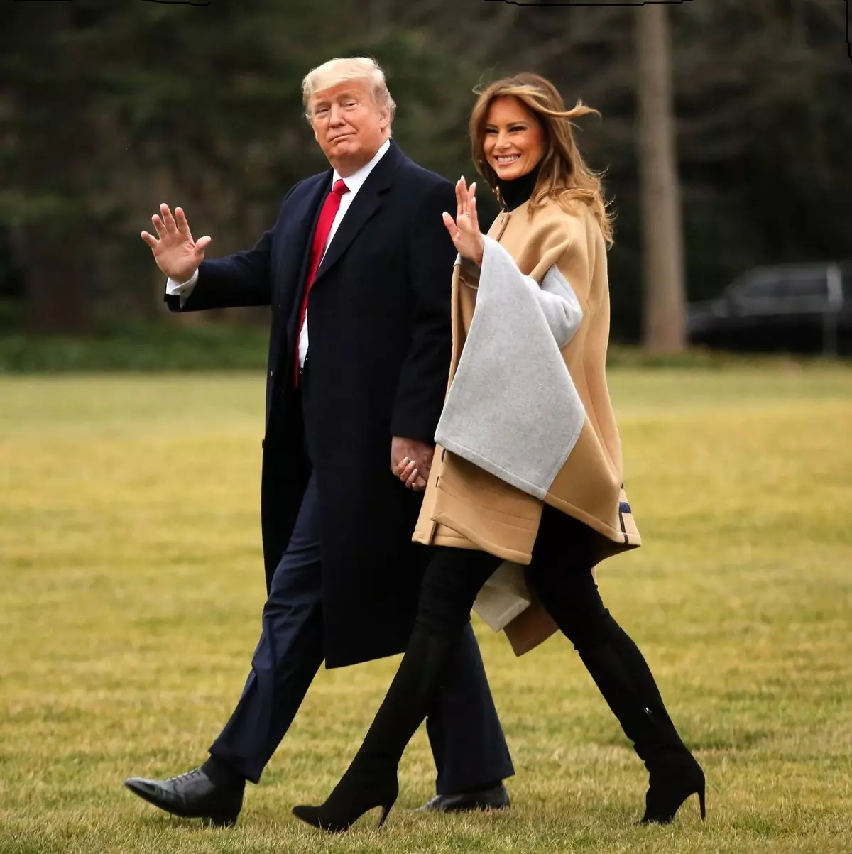 Melania Style Trump (50 Fotoğraf): ABD'nin İlk Bayan Giysileri, En İyi Görüntüler ve Kıyafetler 3613_27