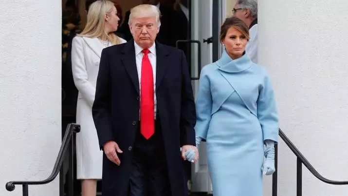 I-melania isitayela se-trump (izithombe ezingama-50): izingubo zokuqala ze-USA zigqoka, izithombe ezinhle kakhulu nezingubo 3613_48