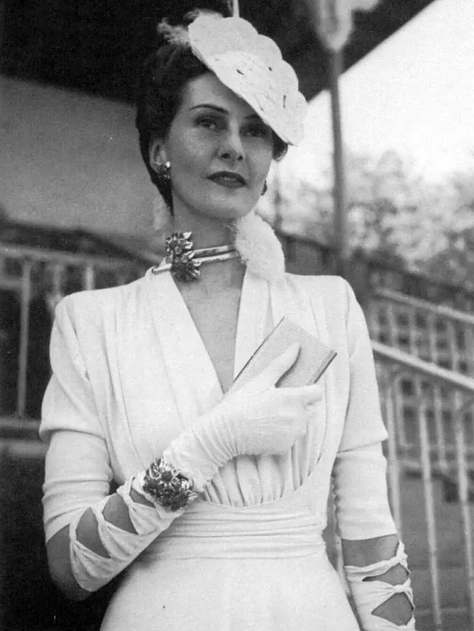 Style 30s (61 photos): Vêtements pour femmes des années 30, robes et manteaux élégants, maquillage et coiffures. Belles images féminines 3618_28