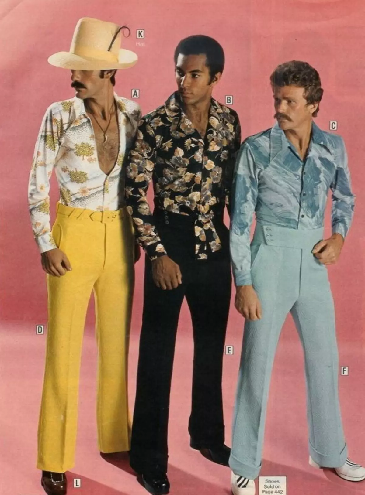 Стил на 70-те години (59 снимки): дрехи за жени и мъже. Рокли, грим, очила и други аксесоари за млади момичета в стил 70-те години. Готов изображения 3634_7