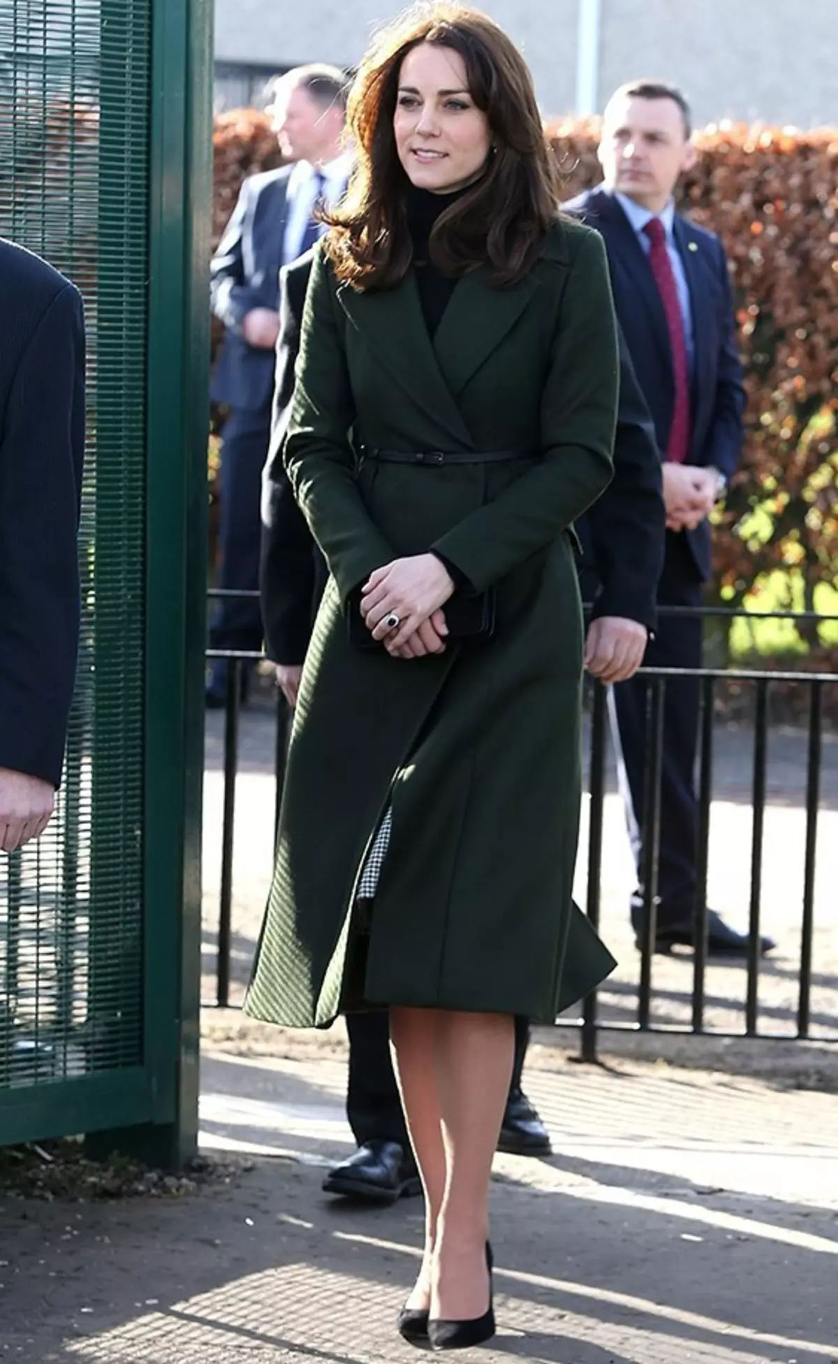 Kate Middleton-Stil (60 Fotos): Kleidung im Alltag, Hochzeits- und Abendkleider Icons-Stil 3652_28