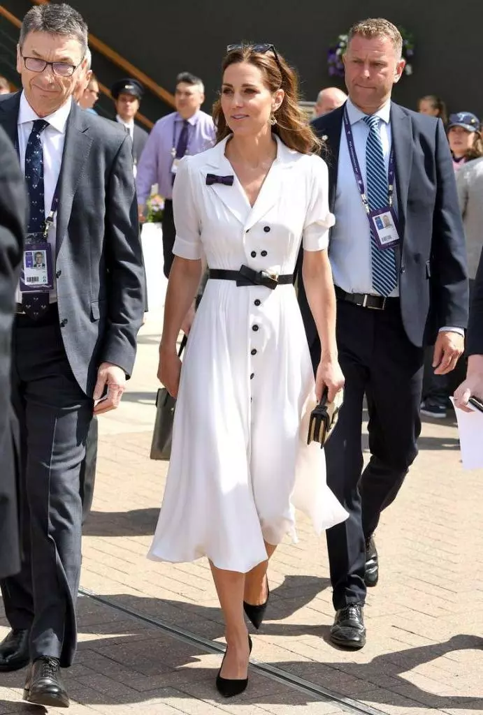 สไตล์ Kate Middleton (60 รูป): เสื้อผ้าในชีวิตประจำวันชุดไอคอนงานแต่งงานและชุดราตรี 3652_8