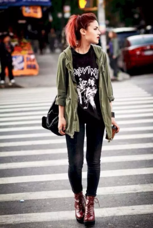 Grunge Gerl: Hoe word je grunge meisje? Stijlkenmerken, kledingelementenlijst en uienvoorbeelden 3657_26