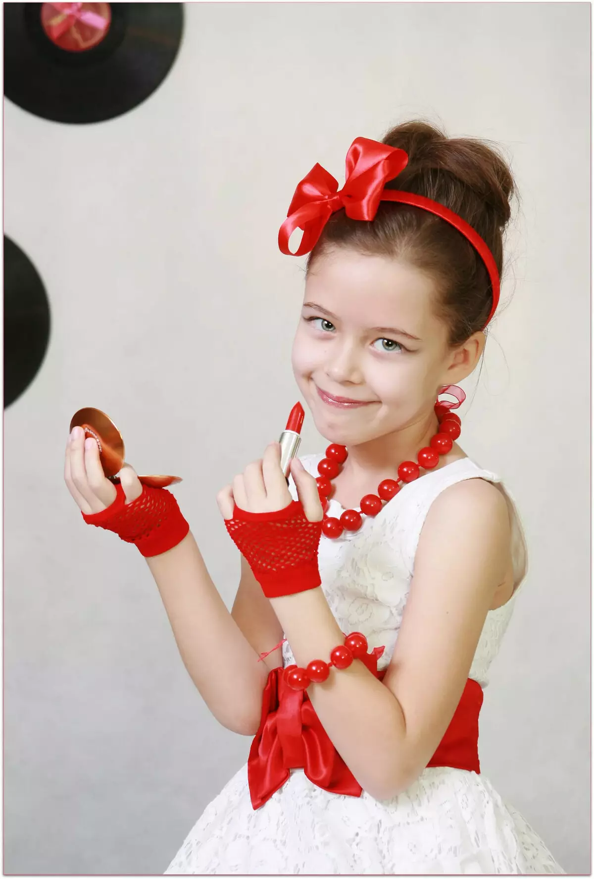 बच्चों के लिए शैली: शैलियों (3 9 तस्वीरें): एक फैशनेबल शरारती शैली में लड़कियों और लड़कों के लिए कपड़े 3665_17