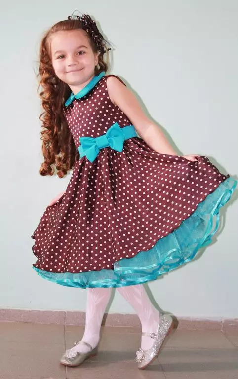 Gyermekek stílusa: Stílusok (39 Fotók): ruhák lányoknak és fiúknak divatos huncut stílusban 3665_21
