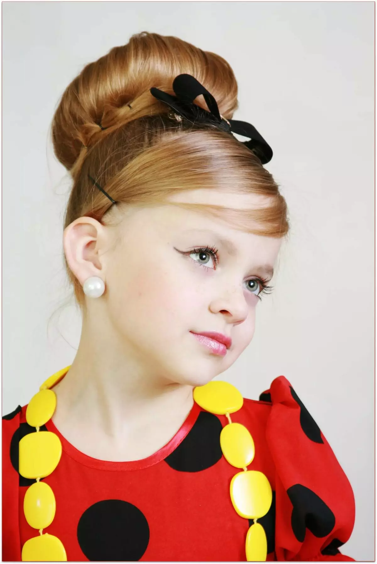 Stil til børn: Styles (39 billeder): Tøj til piger og drenge i en fashionabel uforskammet stil 3665_24