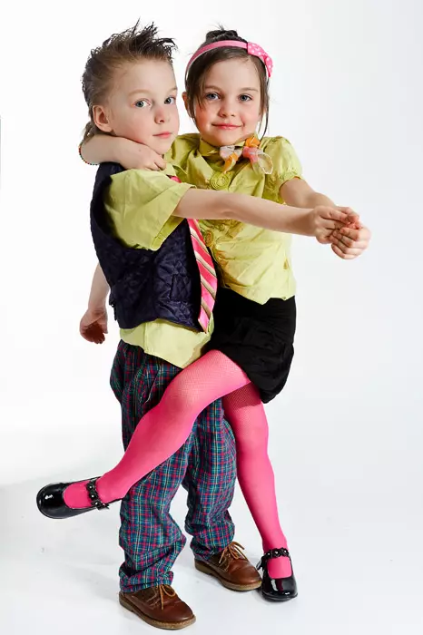Stil til børn: Styles (39 billeder): Tøj til piger og drenge i en fashionabel uforskammet stil 3665_7