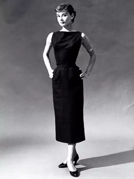 Coco Chanel-Stil in der Foto-Kleidung (82 Fotos): Funktionen und charakteristische Funktionen 3677_21