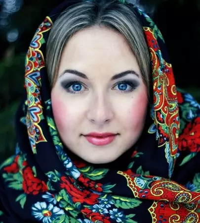Russische kleding (99 foto's): Slavische en Russische folk-stijl, Ivanka, bovenkleding 3714_7