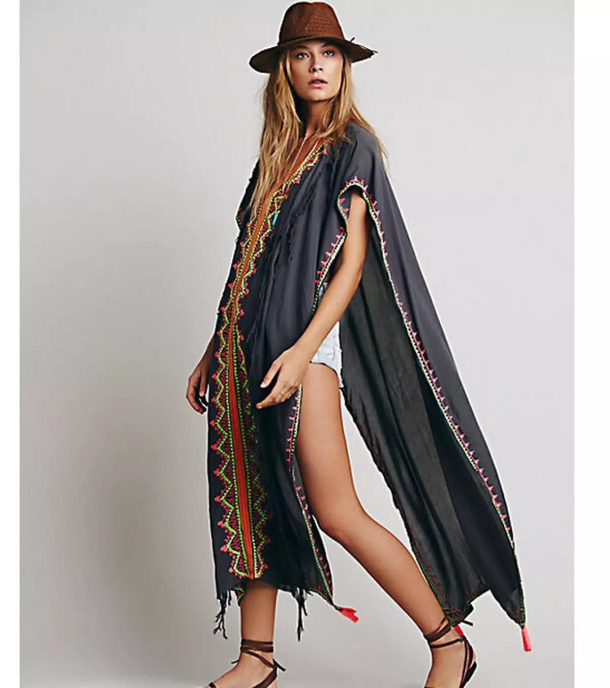 Hippie stilius drabužiuose (87 nuotraukos): drabužių ir dekoracijų savybės, kaip sukurti savo stilių mergaitėms 3717_60