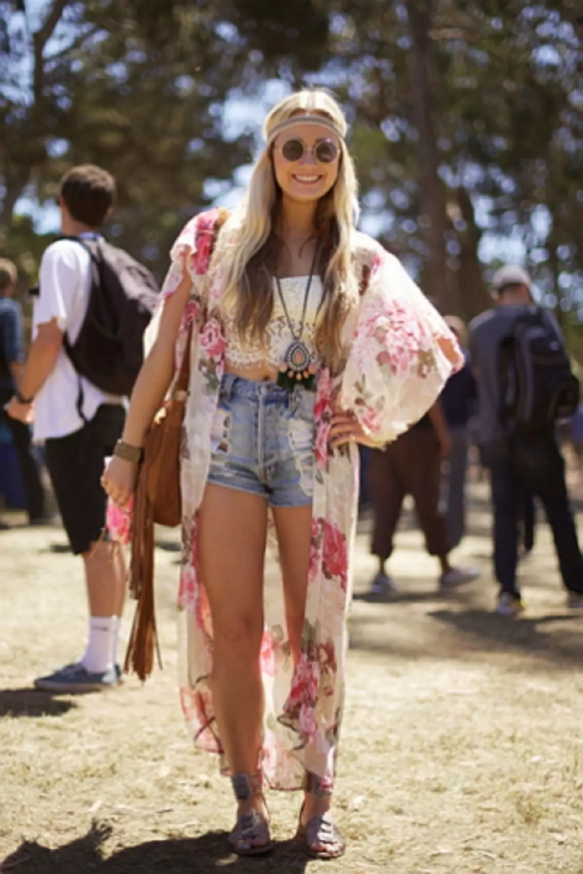 Hippie stil i klær (87 bilder): Funksjoner av klær og dekorasjoner, hvordan lage din stil til jenter 3717_72