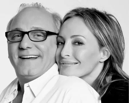 BCBG Max Azria (35 사진) : 브랜드의 드레스 및 기타 의류, 가방 및 액세서리 3725_7