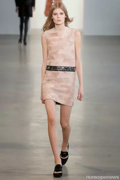 Calvin Klein (122 Mga Larawan): Kasaysayan sa Brand, assortment, underwear, sinina ug relo, kampanya sa advertising 3730_40