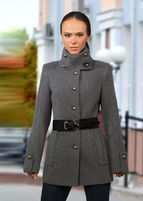 Coat Acute Rose (59 Photos): Fashionable Women's Collection 2021, Mga Review ng Kalidad 375_16