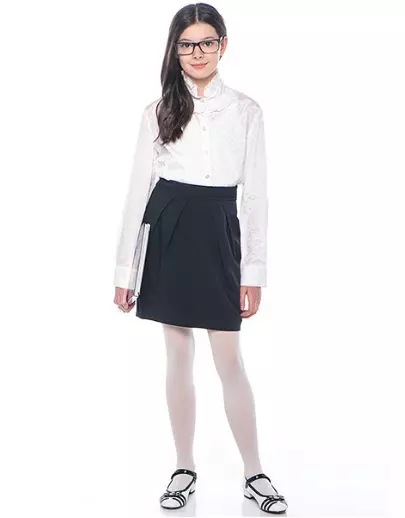 Pametno (55 fotografij): šolska uniforma in oblačila, obleka in jopič za dekleta, plašč in bluze, pregledi 3760_12