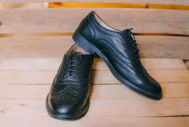 Basarab Shoes (71 fotogrāfijas): modes un stilīgi apavu modeļi, rūpnīcas atsauksmes 3773_30