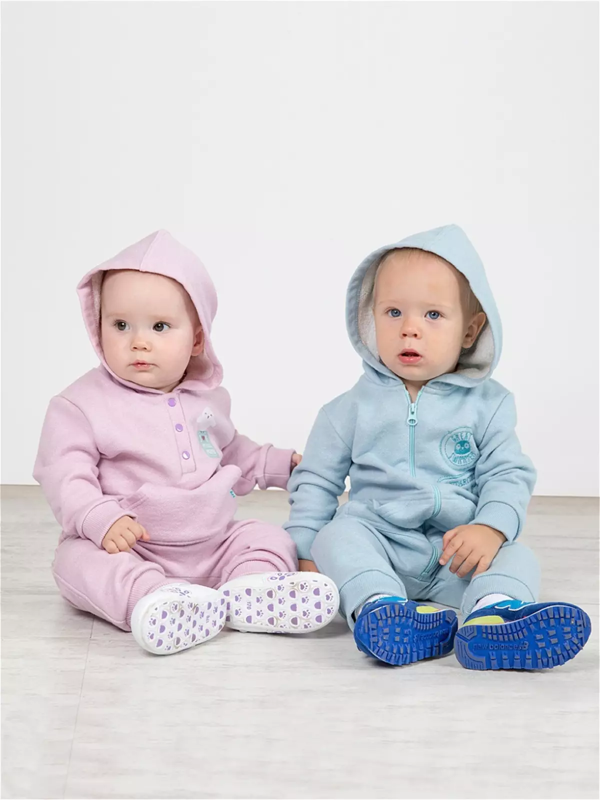 Bossa Nova (52 foto's): Kinders se klere vir pasgeborenes, pyjamas en liggaam, hoed en trui, kwaliteit oor kwaliteit 3775_25