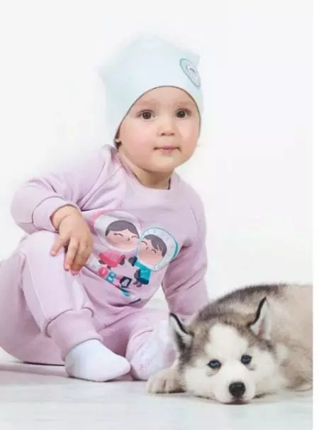 Bossa nova (52 photos): vêtements pour enfants pour les nouveau-nés, pyjamas et corps, chapeau et combinaison, qualité de qualité 3775_39