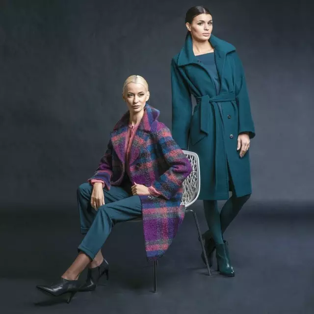Sinar kabát (43 fotó): Női modellek a sinar-tól 377_13