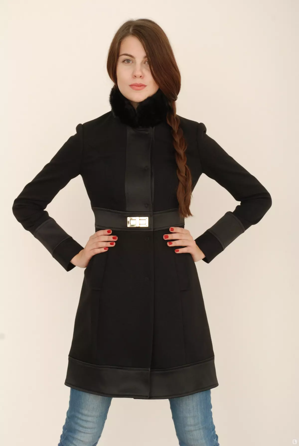 Sinar kabát (43 fotó): Női modellek a sinar-tól 377_42