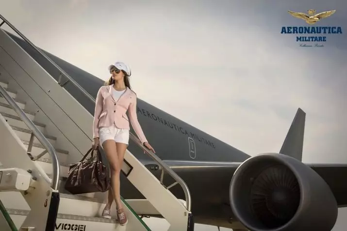 Aeronautica Milare (51 zdjęć): Koszulki polo, czapka z daszkiem, szorty i buty, kurtki, torba i bluza, spodnie z marki 3780_49