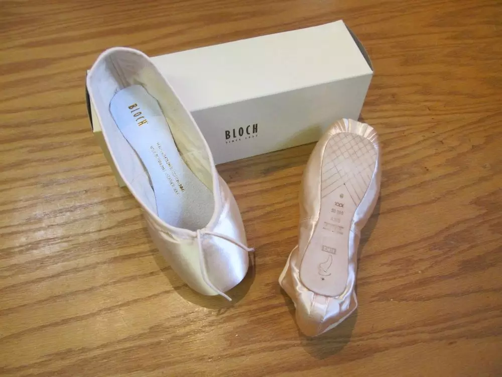 Bloch（59張照片）：芭蕾舞鞋和舞蹈運動鞋，指針，鞋子和其他芭蕾舞鞋 3796_41