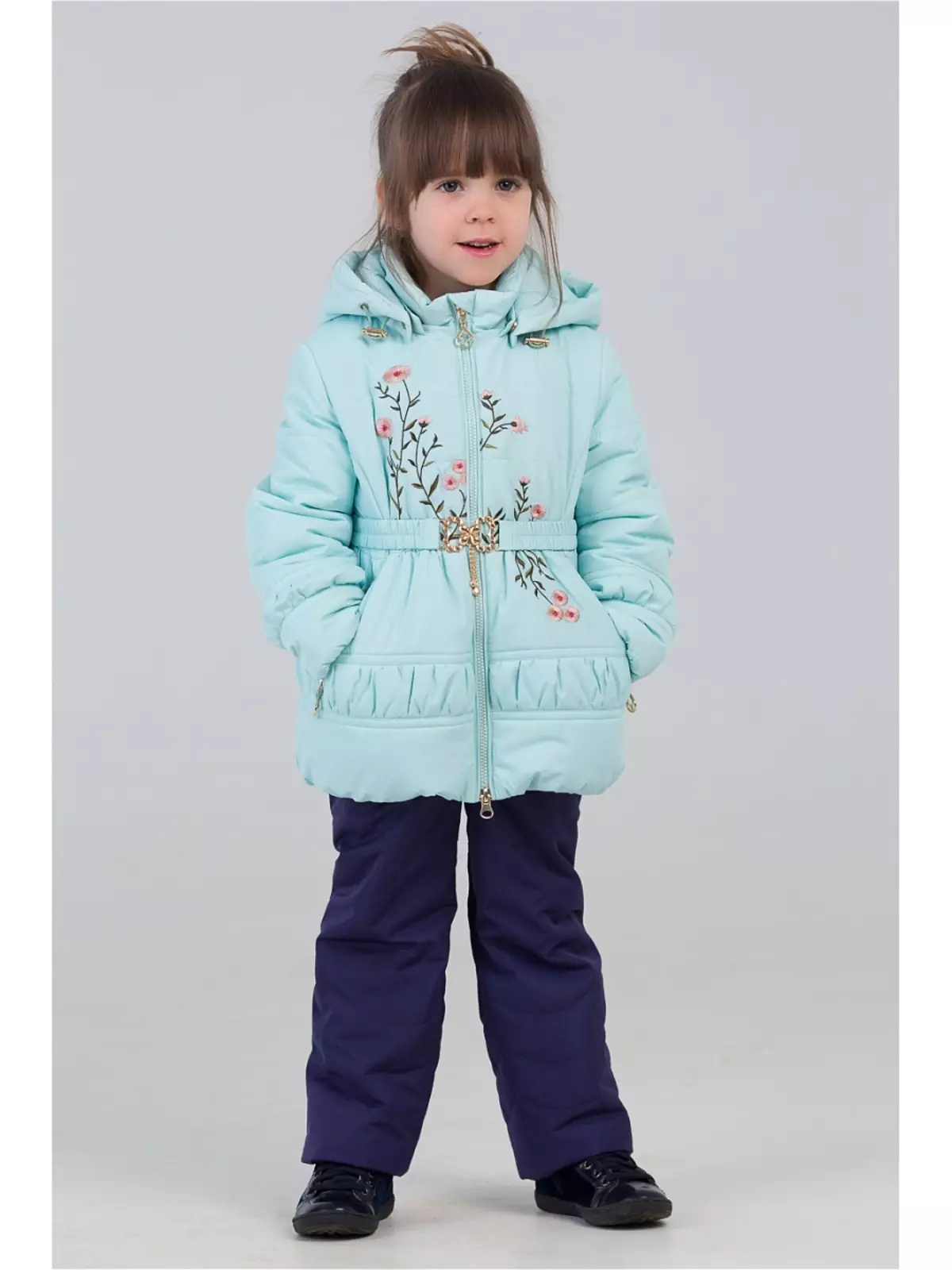 Bilemi (38 fotografija): Dječja odjeća, zimski setovi i kombinezoni, kabanica i jakne, robne recenzije 3802_18