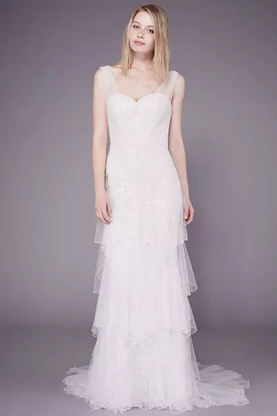 Badgley Mischka (96 լուսանկար). Հարսանեկան կոշիկներ եւ դրանց գինը, օծանելիքը, զգեստները, կոշիկները եւ պայուսակները, ապրանքանիշի պատմությունը եւ ակնարկները 3804_42