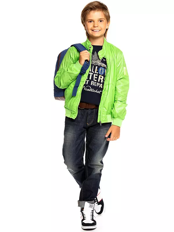 Bomboogie (45 fotoattēli): dūnu jaka un citi bērnu apģērbi, virpuļi par jakas 3806_30